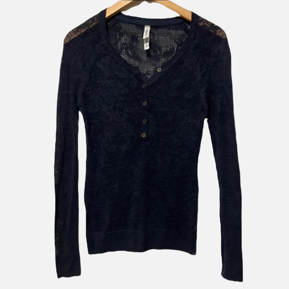 Aeropostale Open Knit Lace Sweater Small